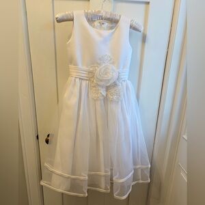 Dorissa White Formal Dress (children’s).